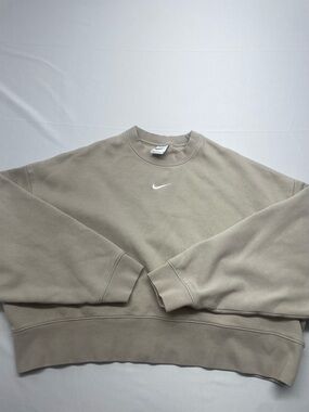 Nike Women’s Cropped Crewneck Sweatshirt in Taupe